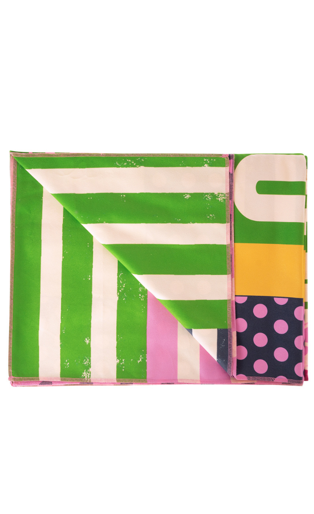 Lucky Summer Beach Towel_beach towel_beach towel on beach_swimming towel_fast drying towel_dock and bay towels