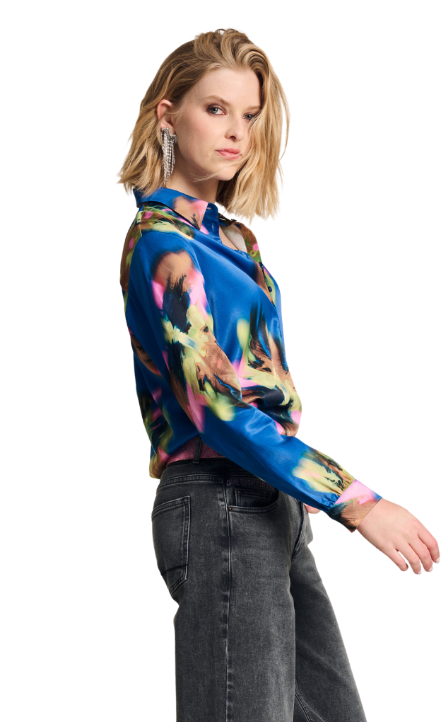 POM Amsterdam_Mila Satin Butterfly Blue Blouse_blue_butterfly_stylish_print_blouse